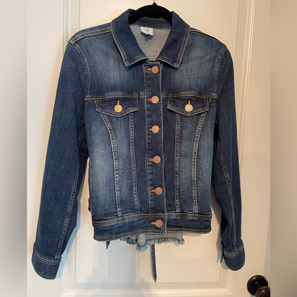 Cabi Dylan Jean Jacket Size Medium - Picture 4 of 7